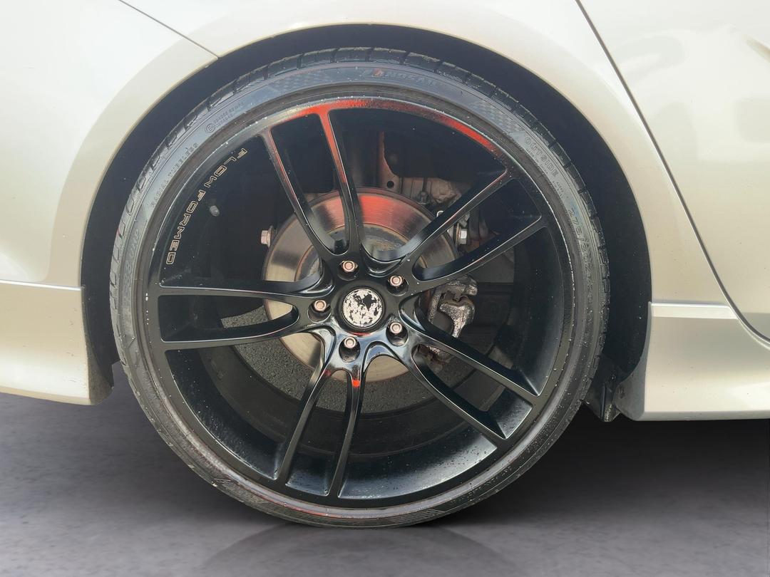 Photo '12' of Holden Commodore