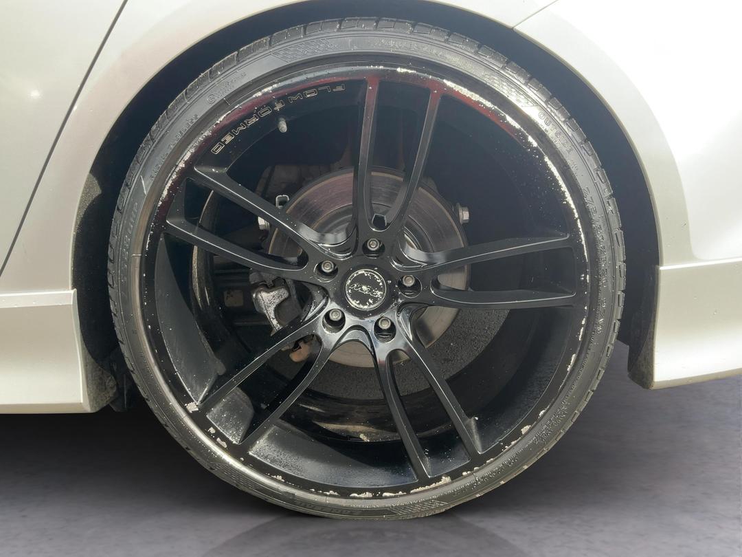 Photo '11' of Holden Commodore