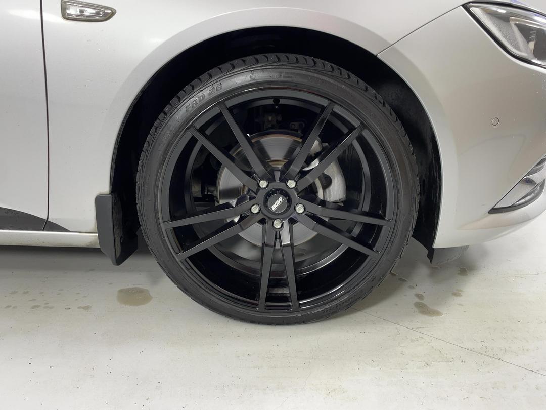 Photo '9' of Holden Commodore