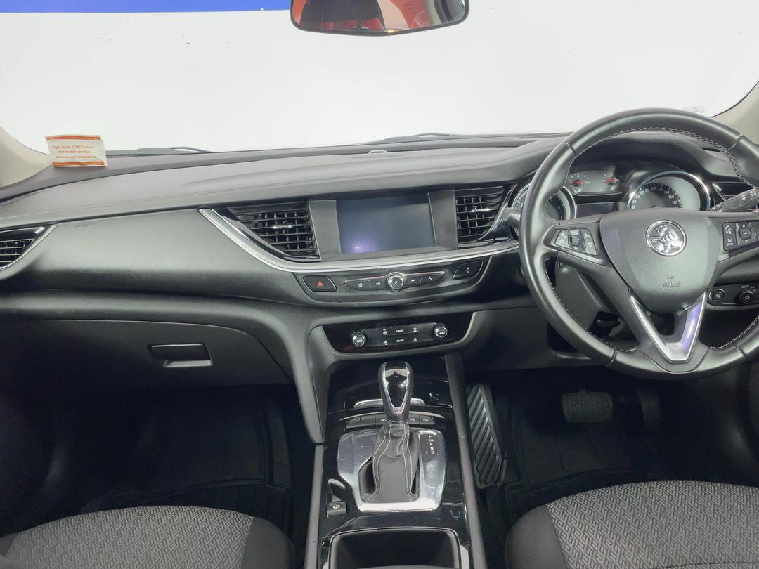 Photo '17' of Holden Commodore