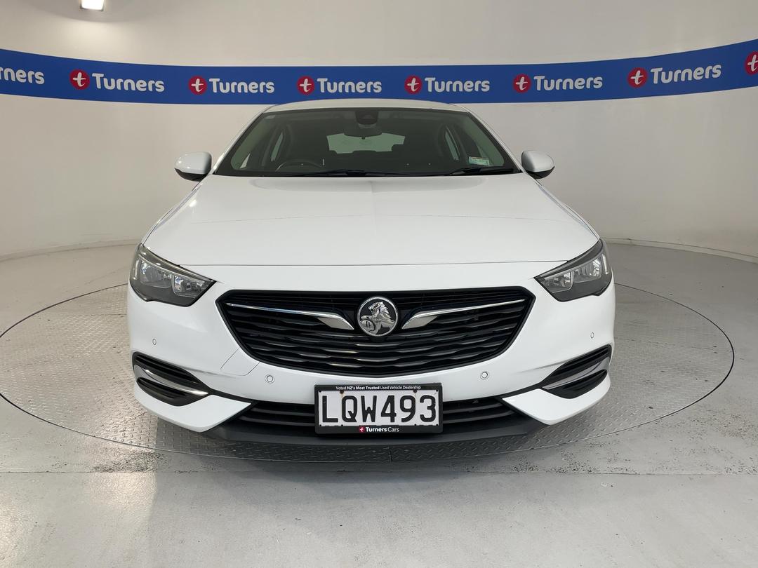 Photo '2' of Holden Commodore