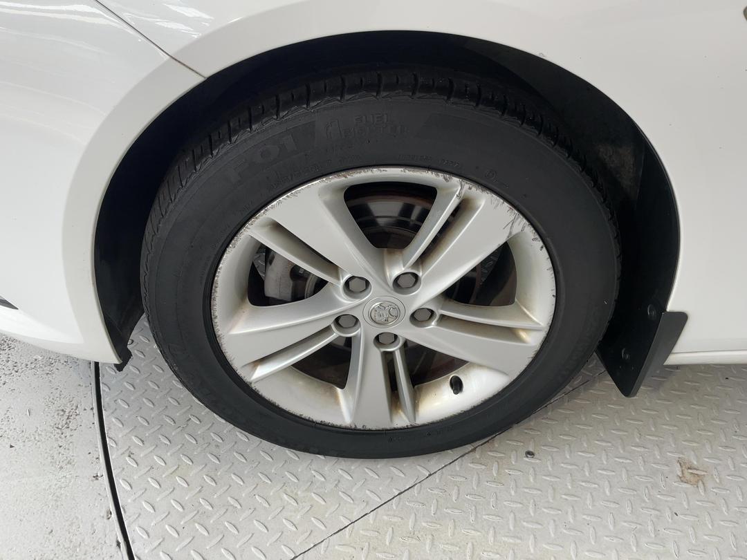 Photo '10' of Holden Commodore