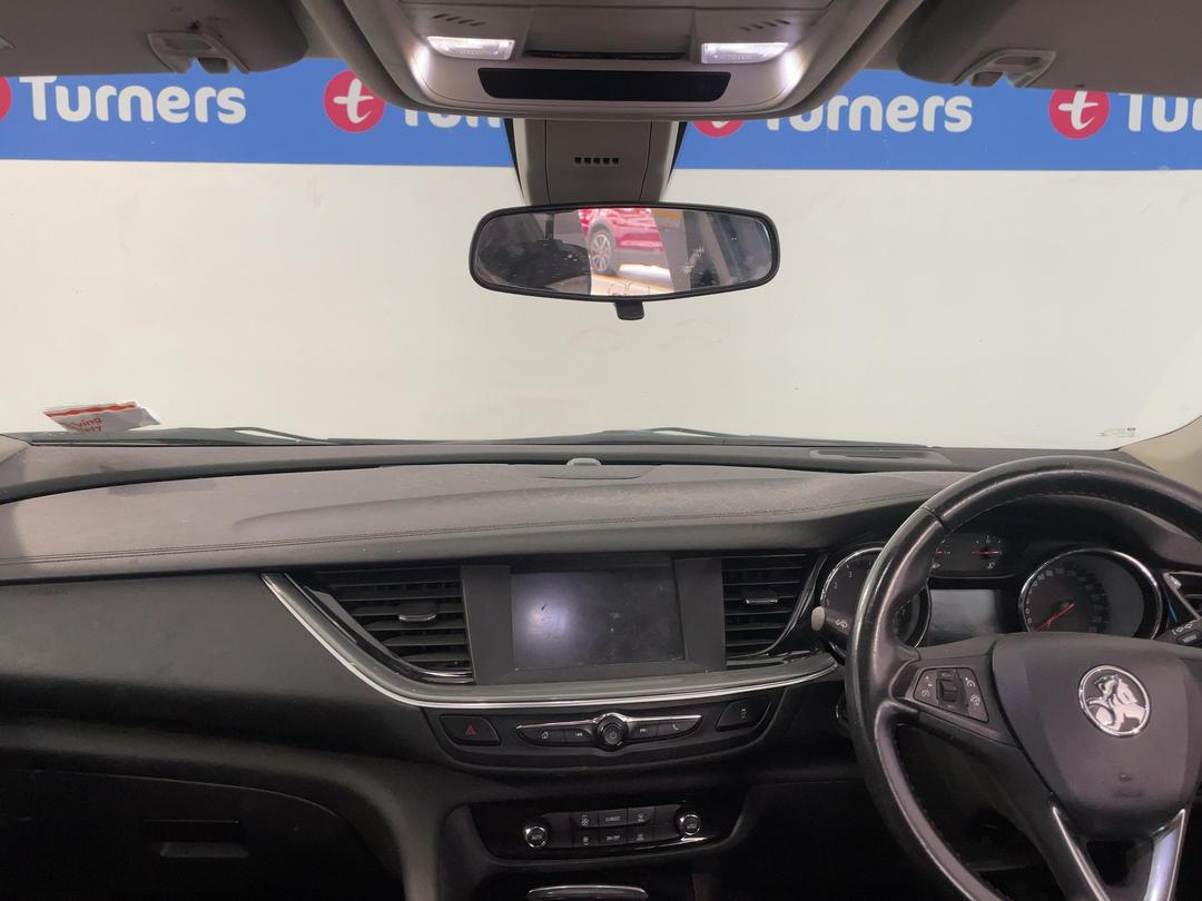 Photo '17' of Holden Commodore
