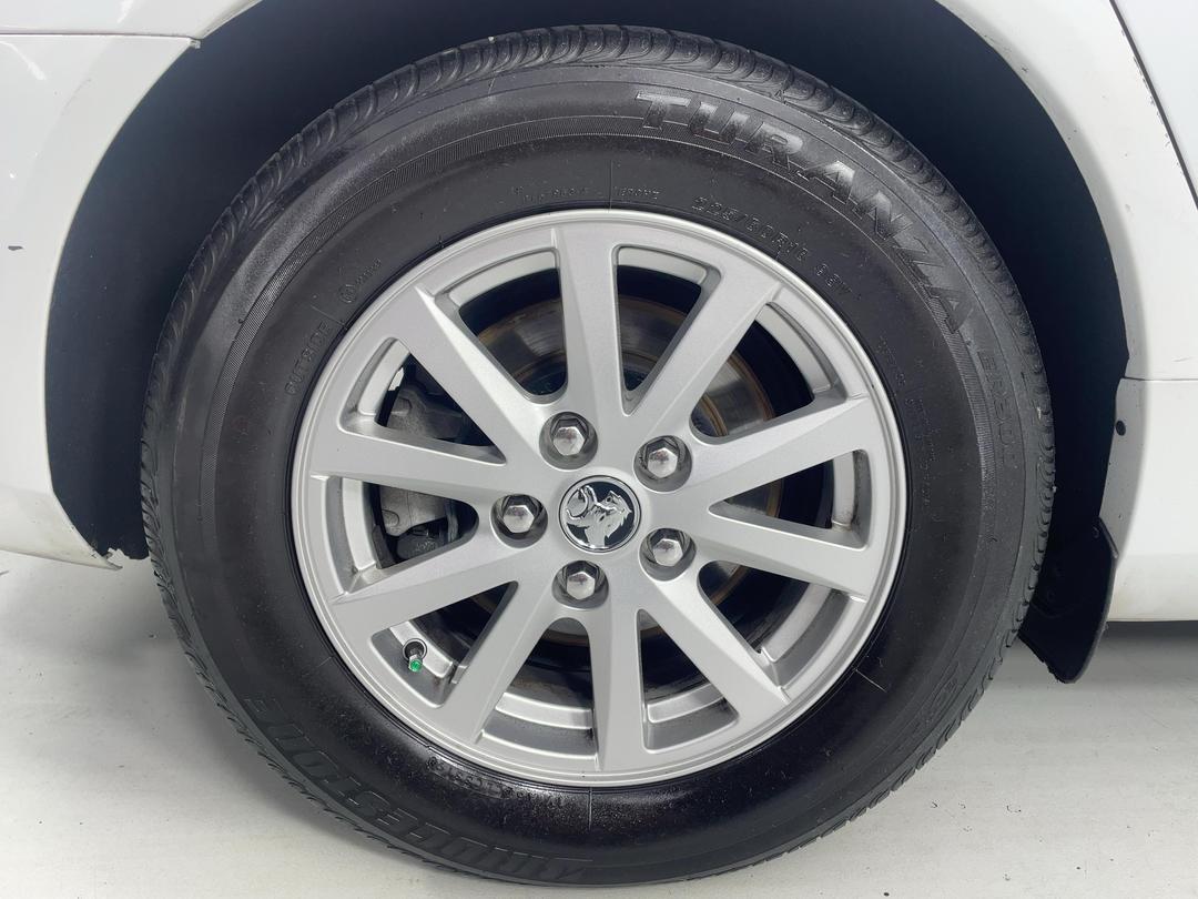 Photo '12' of Holden Commodore