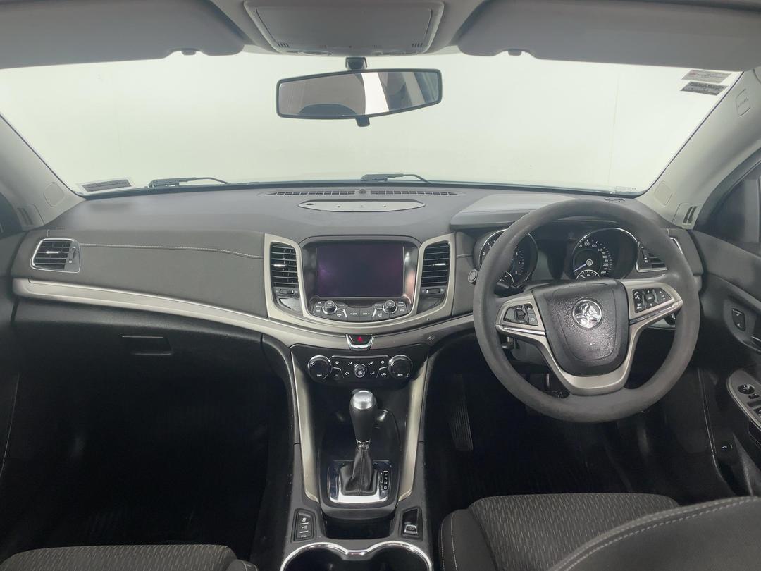 Photo '17' of Holden Commodore