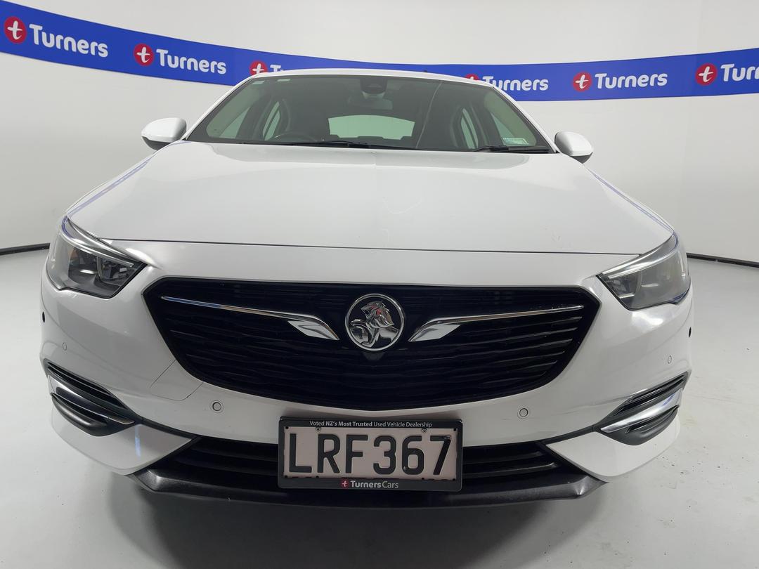 Photo '2' of Holden Commodore