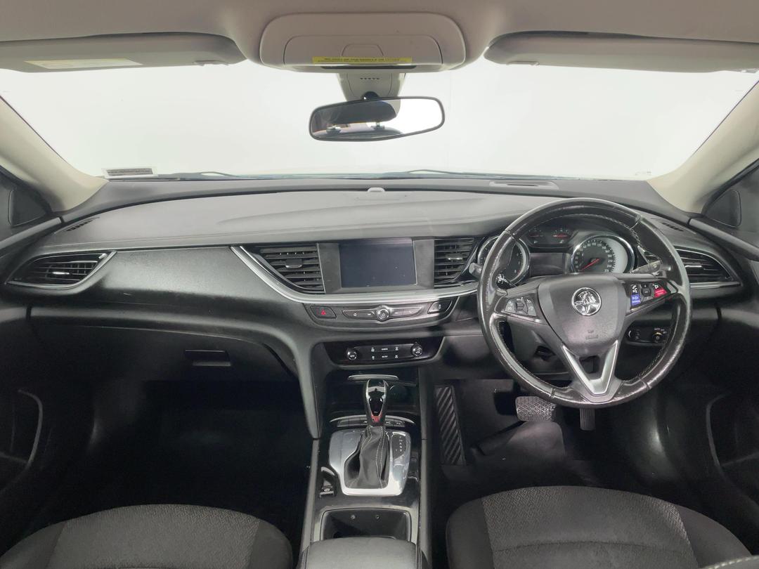 Photo '17' of Holden Commodore