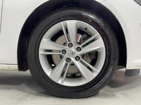 Photo '9' of Holden Commodore