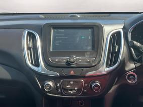 Photo '30' of Holden Equinox