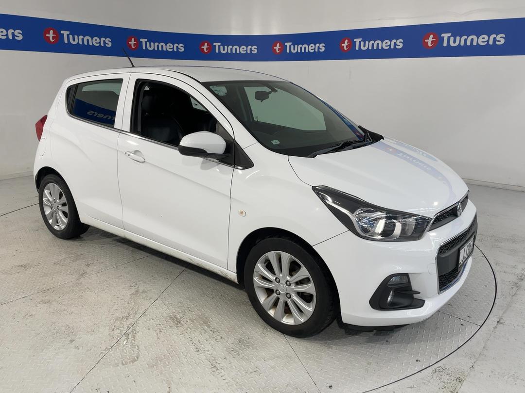 Photo '1' of Holden Spark
