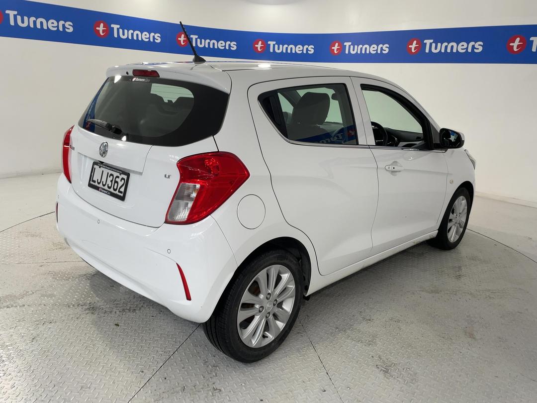 Photo '7' of Holden Spark