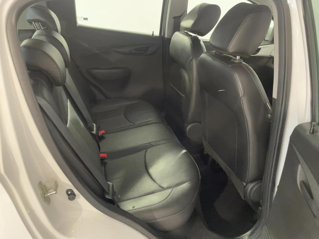 Photo '20' of Holden Spark