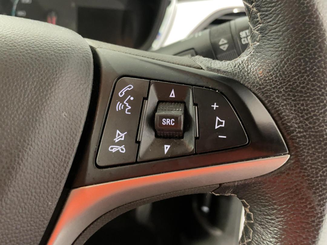 Photo '25' of Holden Spark