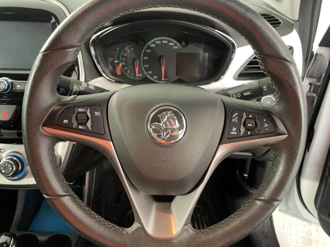 Photo '27' of Holden Spark