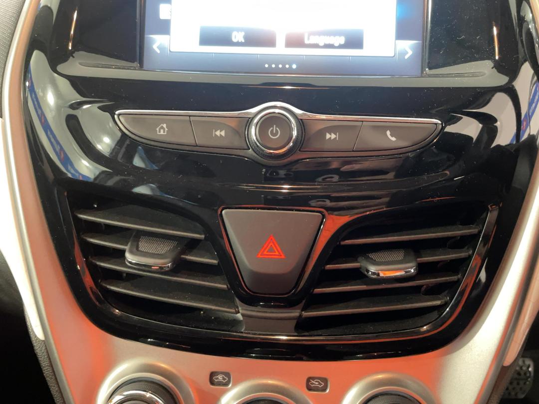 Photo '30' of Holden Spark