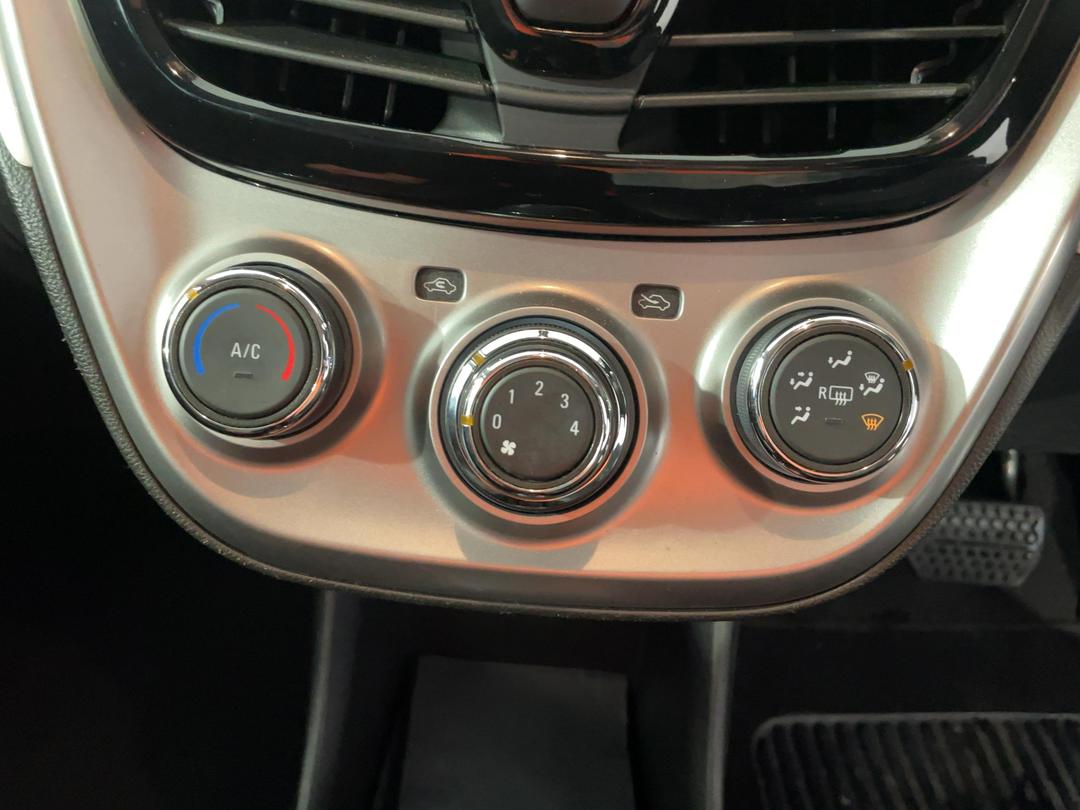 Photo '31' of Holden Spark