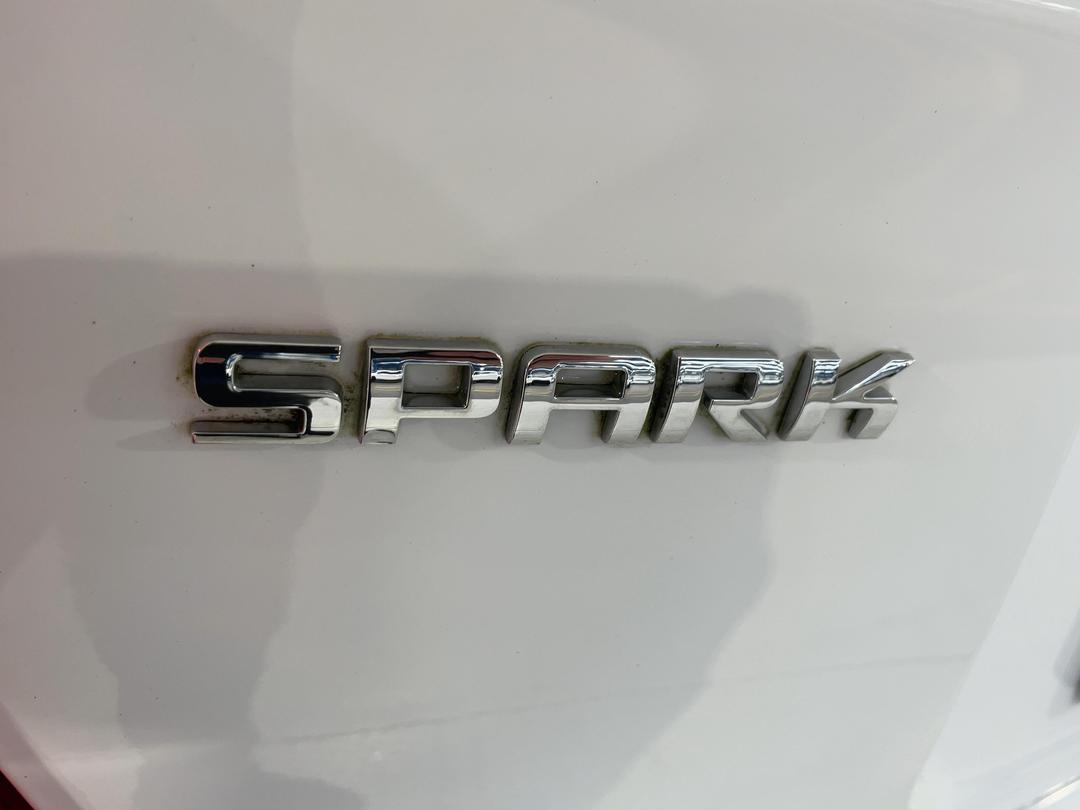 Photo '36' of Holden Spark