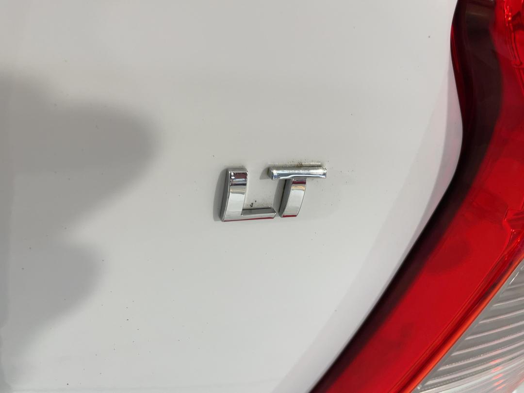 Photo '37' of Holden Spark
