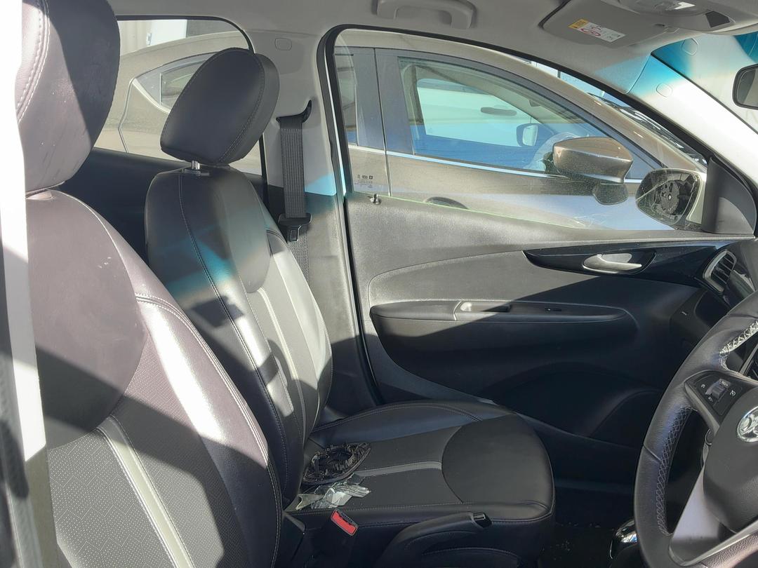 Photo '12' of Holden Spark LT Photo '12' of Holden Spark LT