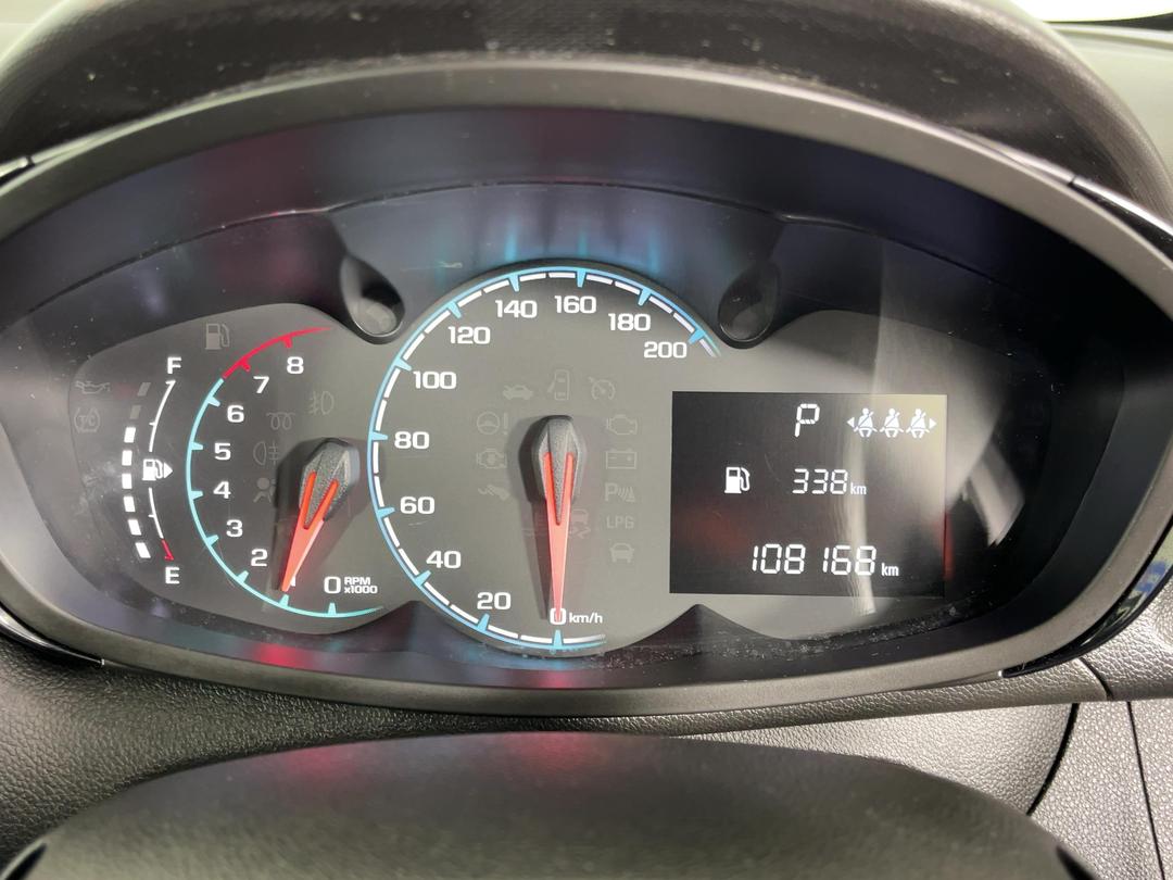 Photo '21' of Holden Spark