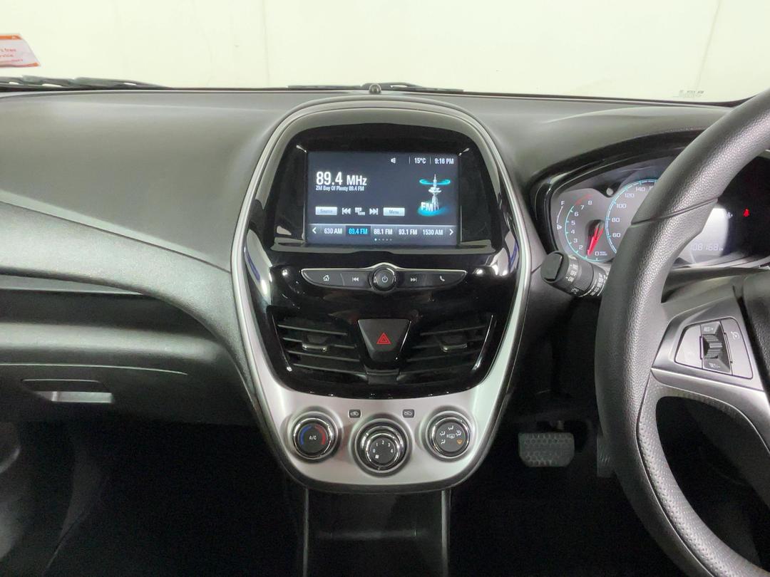 Photo '18' of Holden Spark