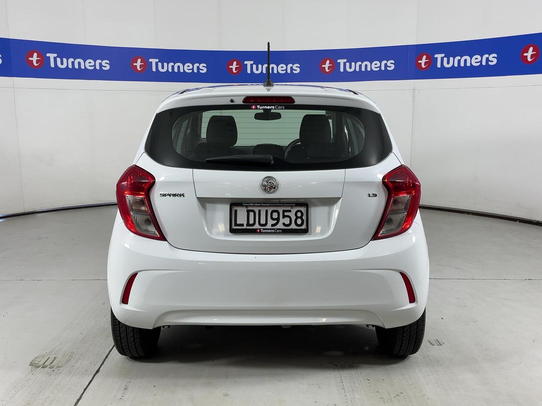 Photo '6' of Holden Spark
