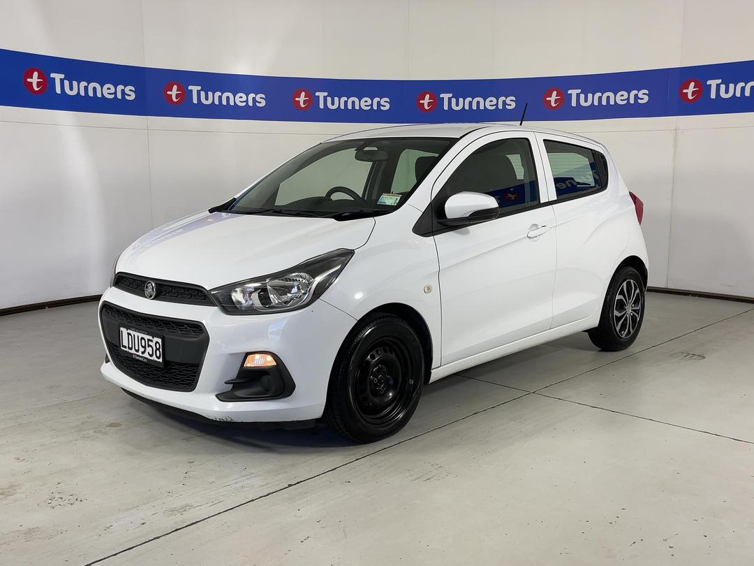 Photo '4' of Holden Spark