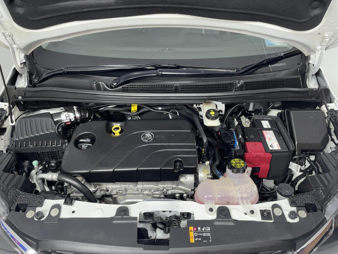 Photo '13' of Holden Spark