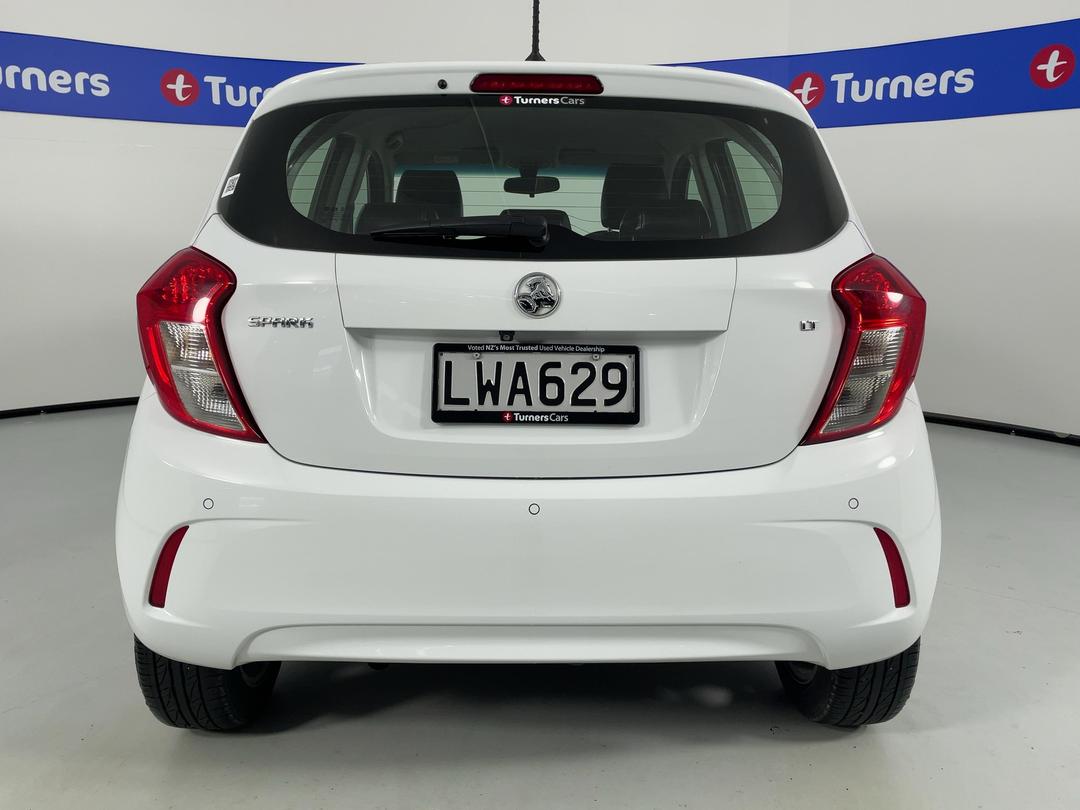 Photo '6' of Holden Spark