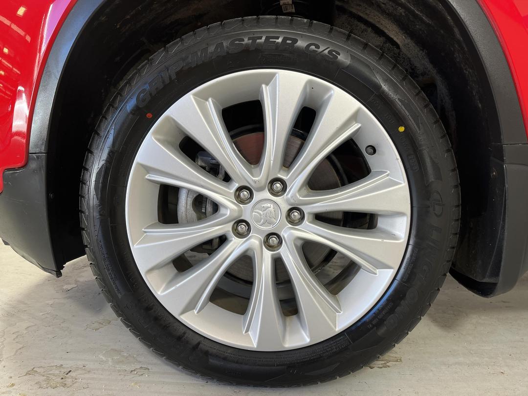 Photo '10' of Holden Trax