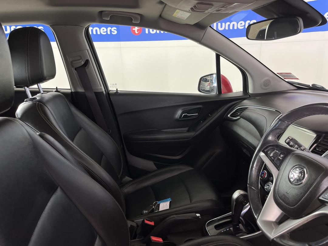 Photo '16' of Holden Trax