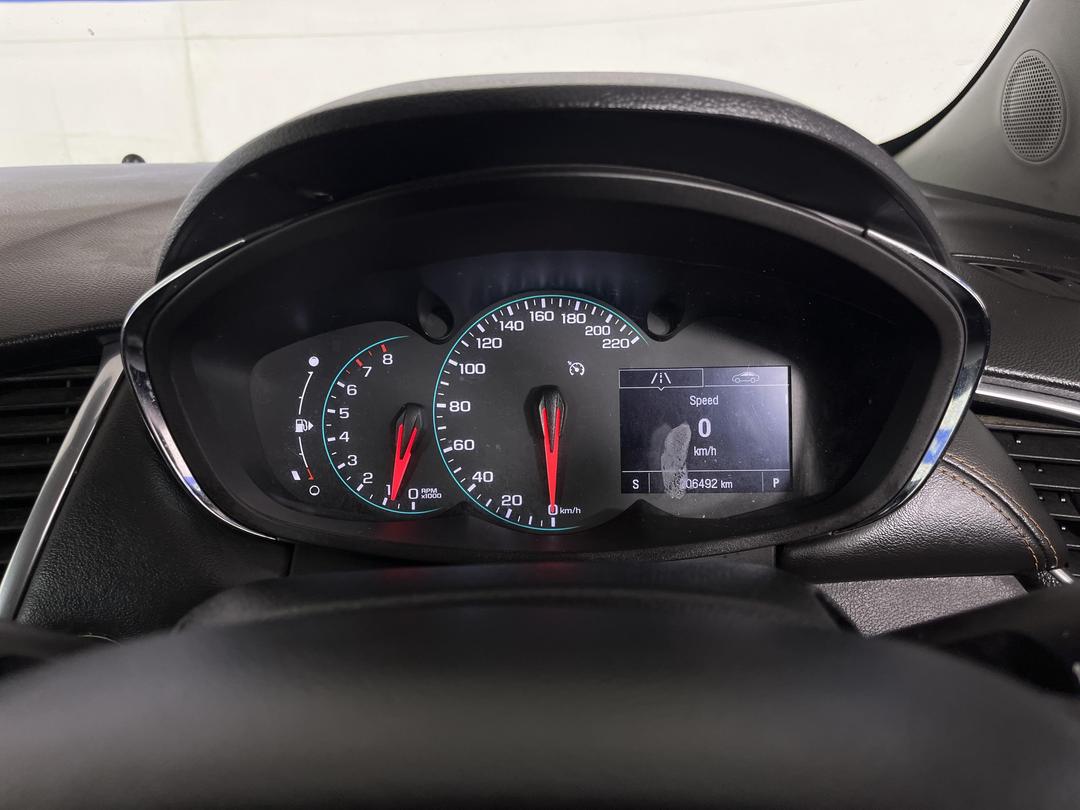 Photo '21' of Holden Trax