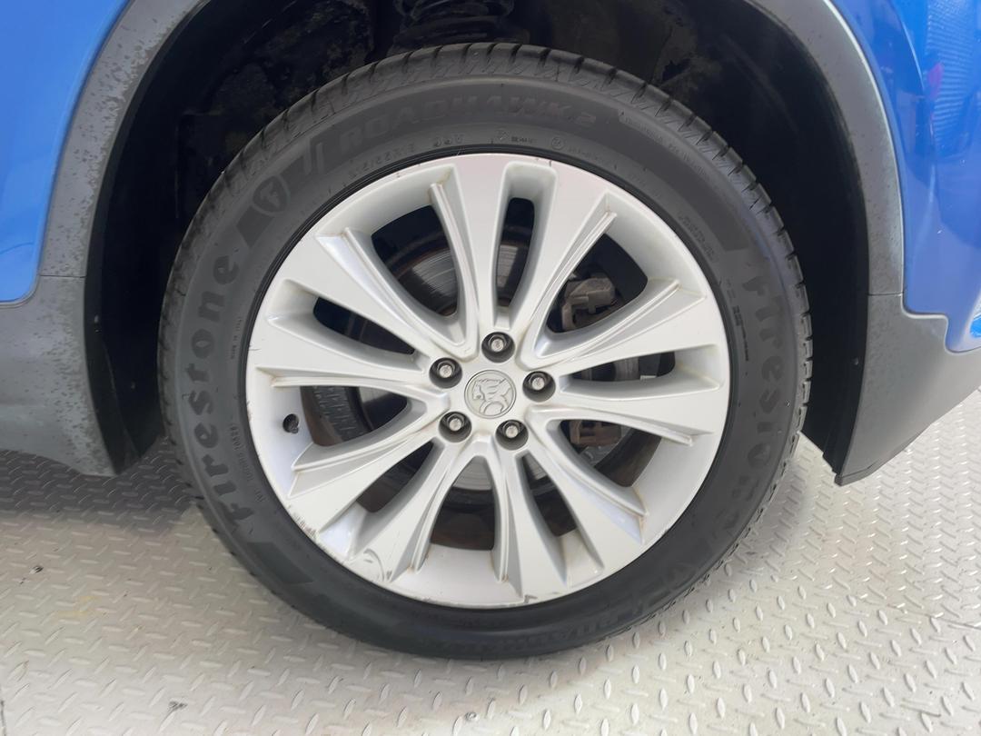 Photo '10' of Holden Trax