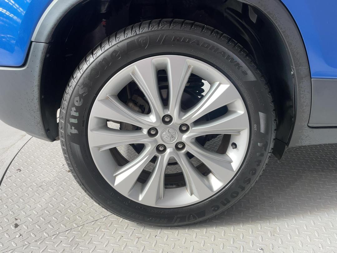 Photo '12' of Holden Trax