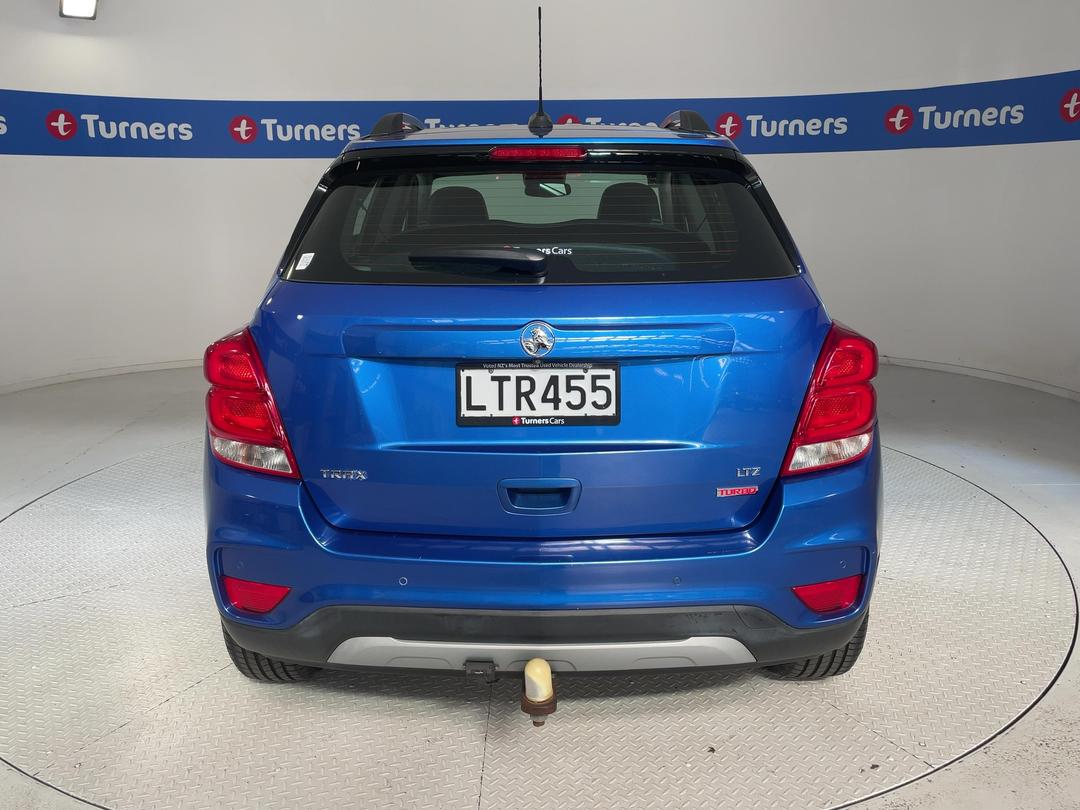 Photo '6' of Holden Trax