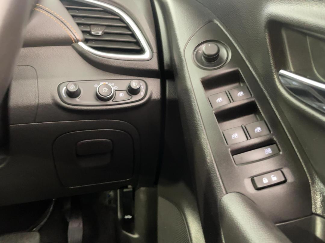 Photo '26' of Holden Trax