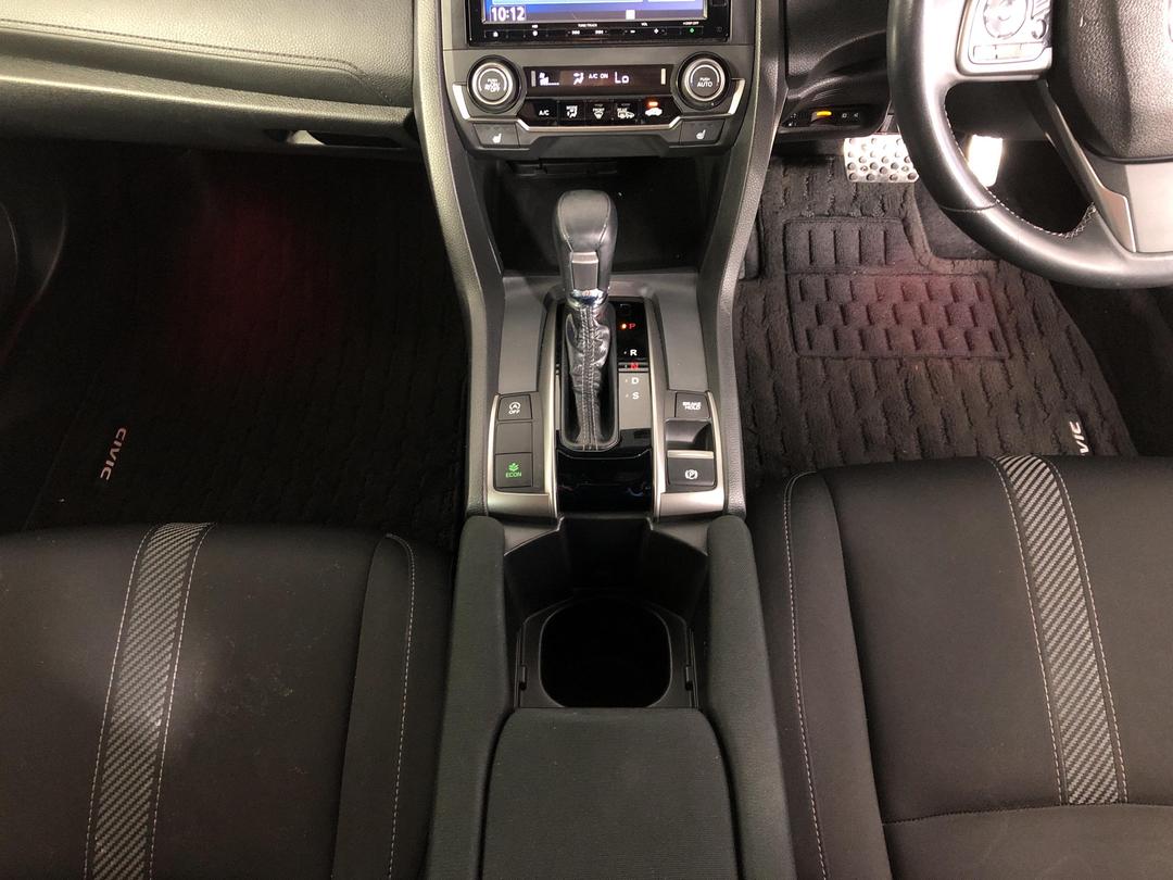 Photo '18' of Honda Civic