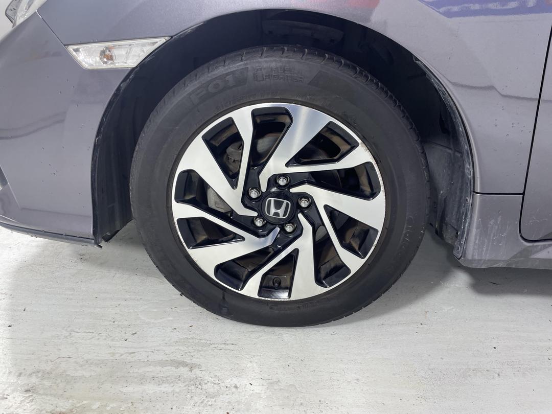 Photo '10' of Honda Civic