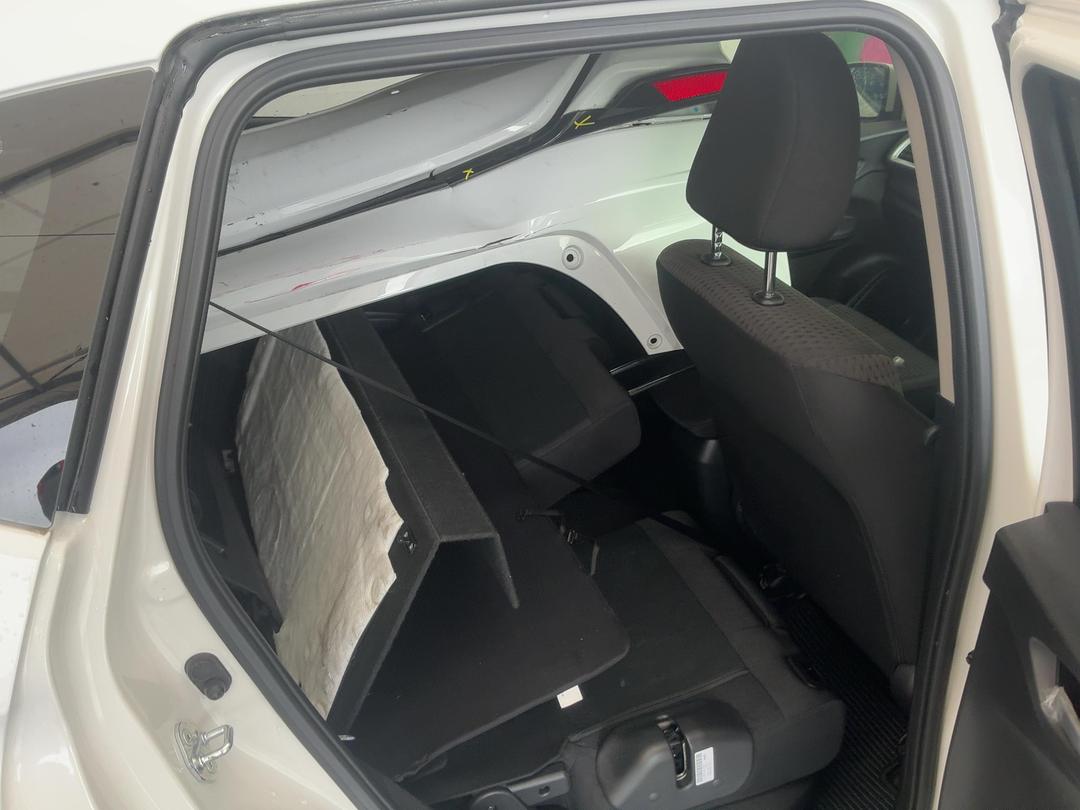 Photo '14' of Honda FIT Photo '14' of Honda FIT