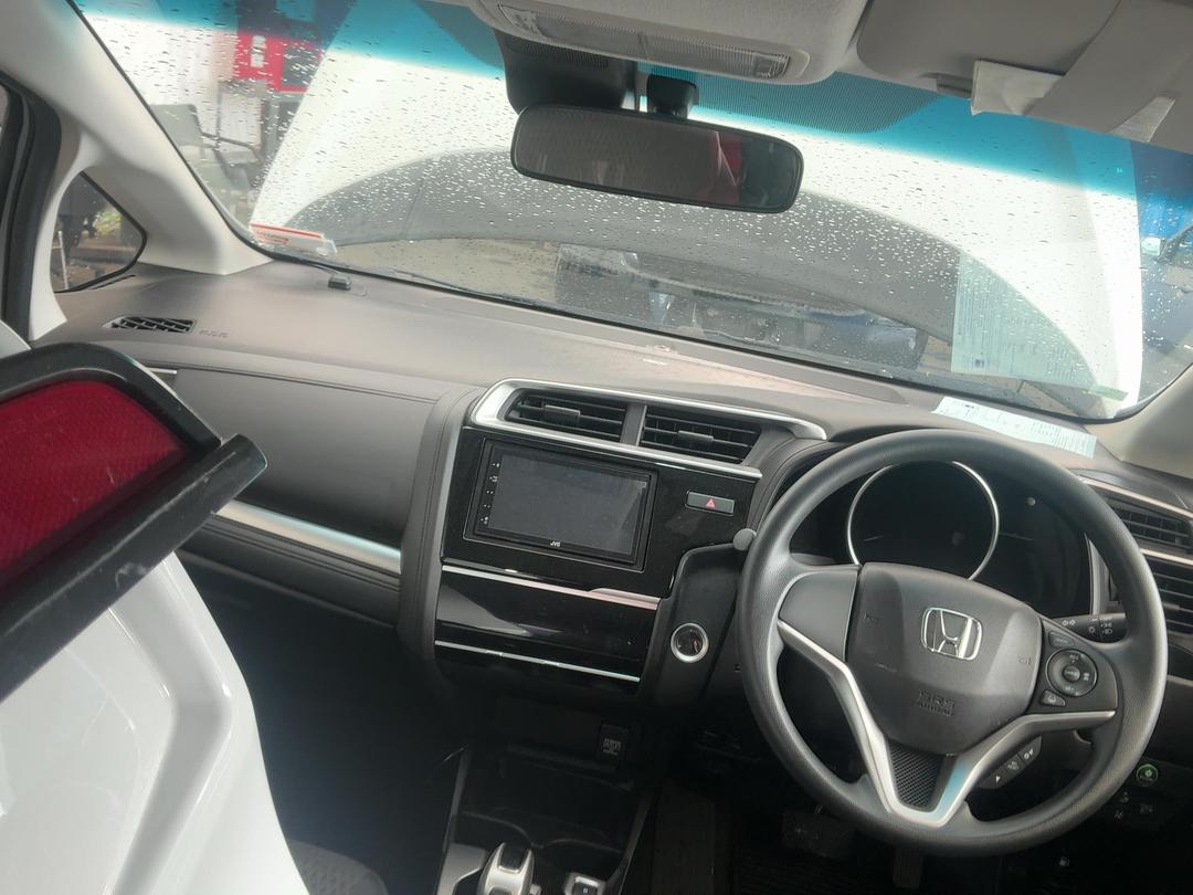 Photo '15' of Honda FIT Photo '15' of Honda FIT