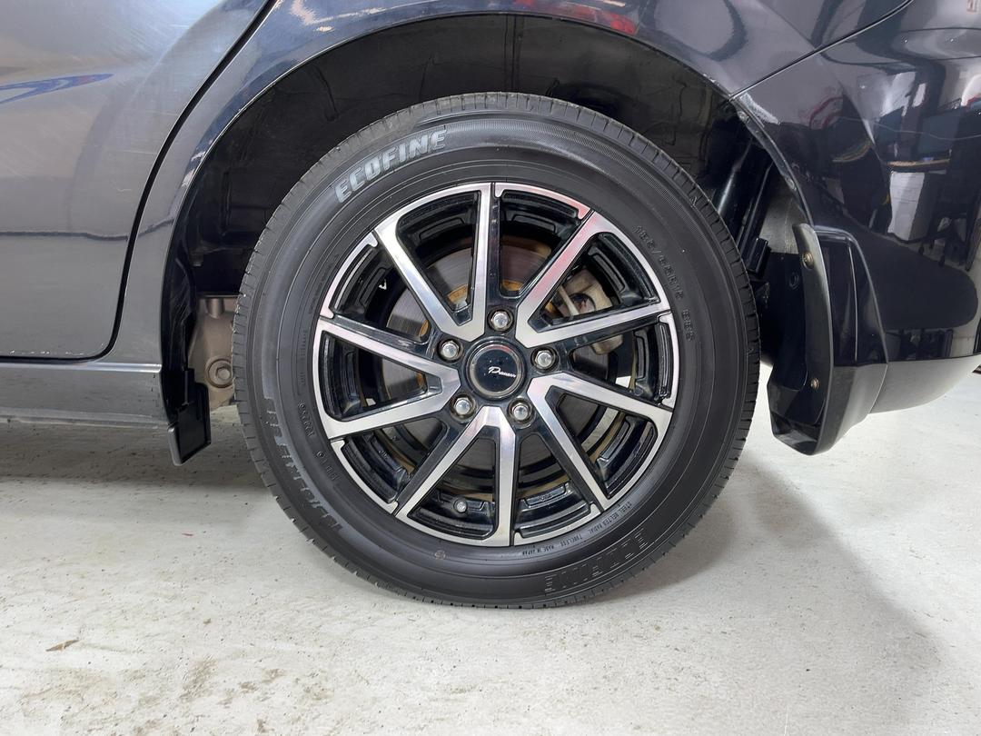 Photo '11' of Honda Freed