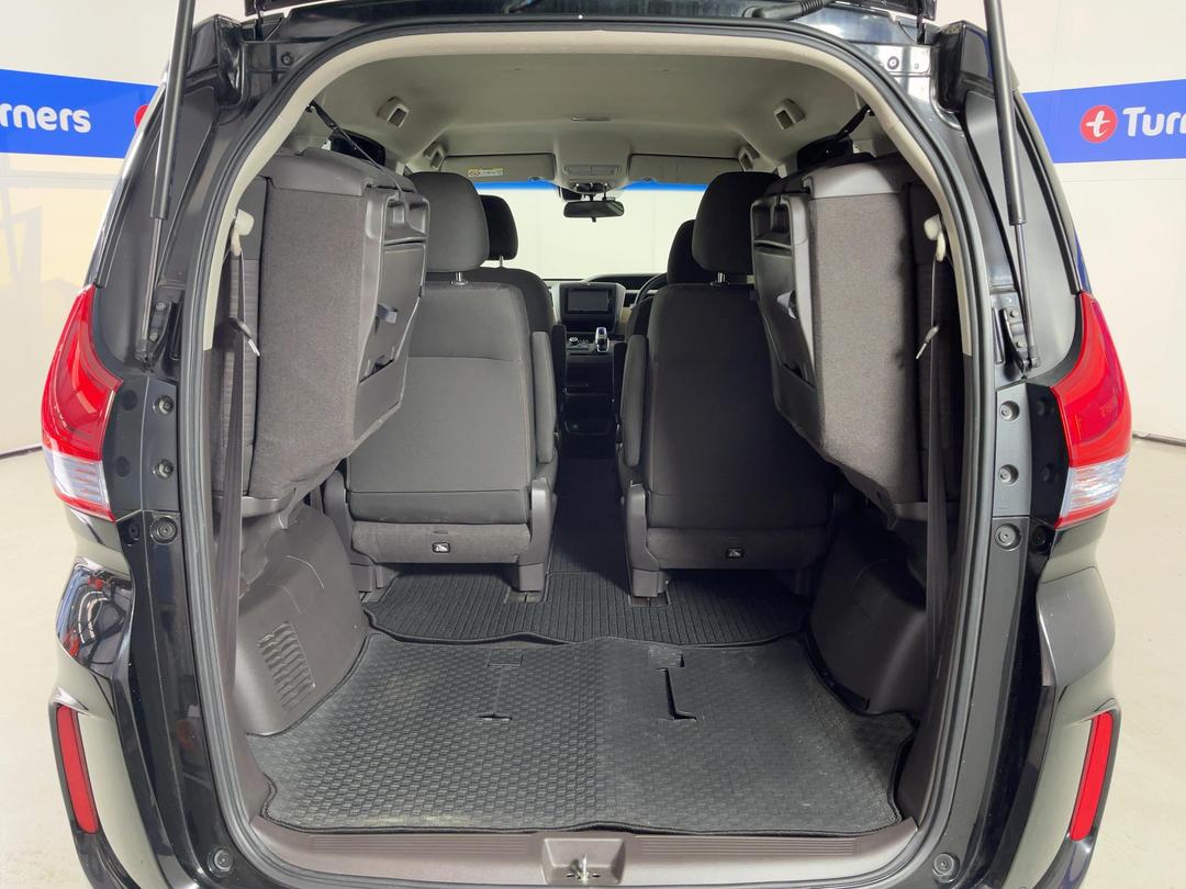 Photo '14' of Honda Freed