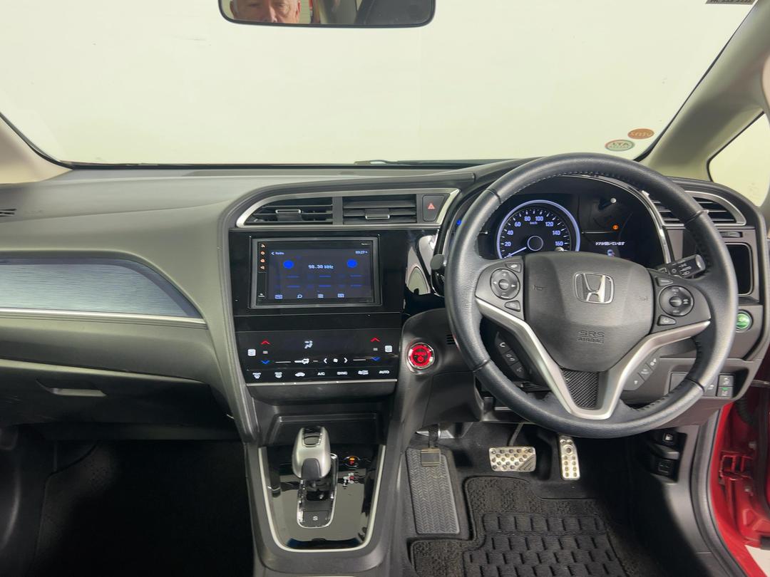 Photo '17' of Honda Shuttle