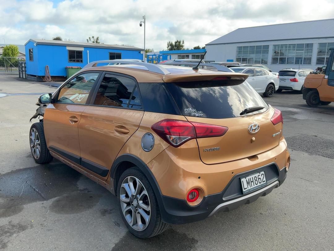 Photo '5' of Hyundai I20 Cross Photo '5' of Hyundai I20 Cross