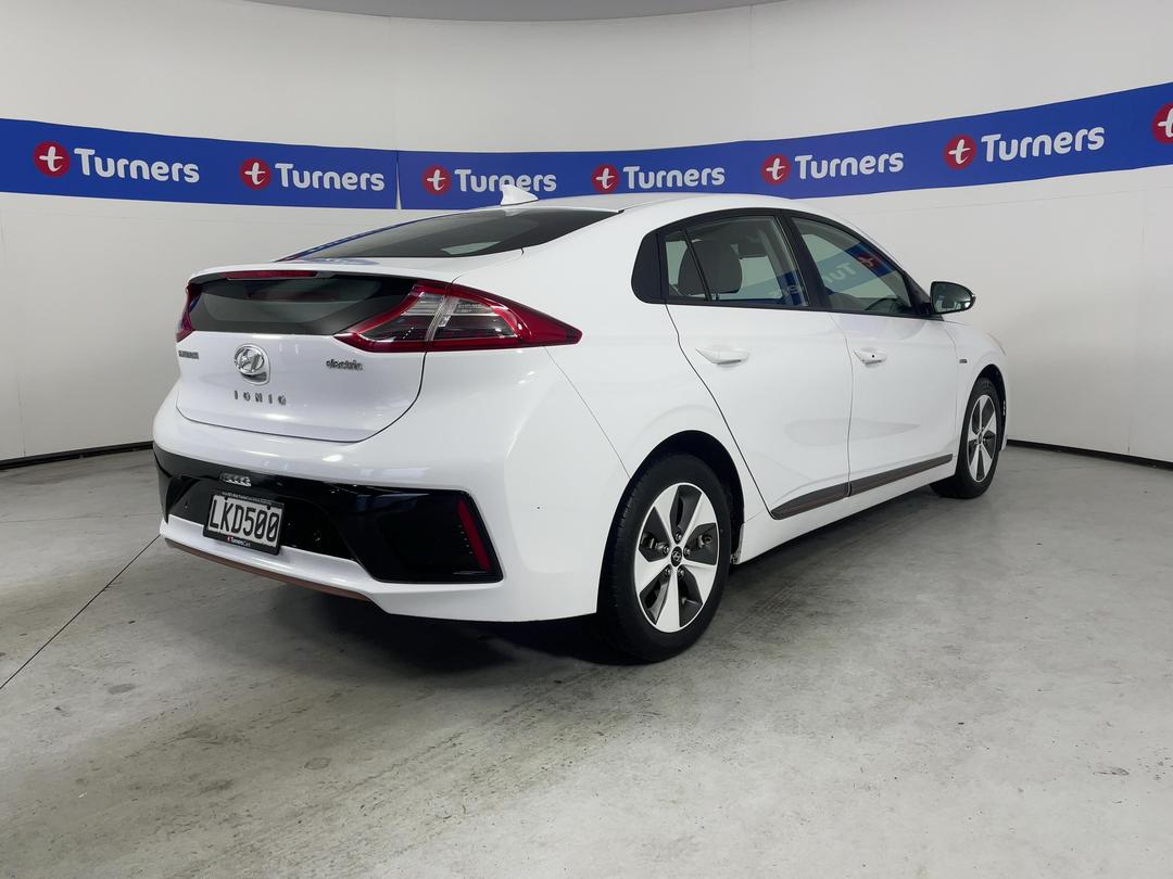 Photo '7' of Hyundai Ioniq
