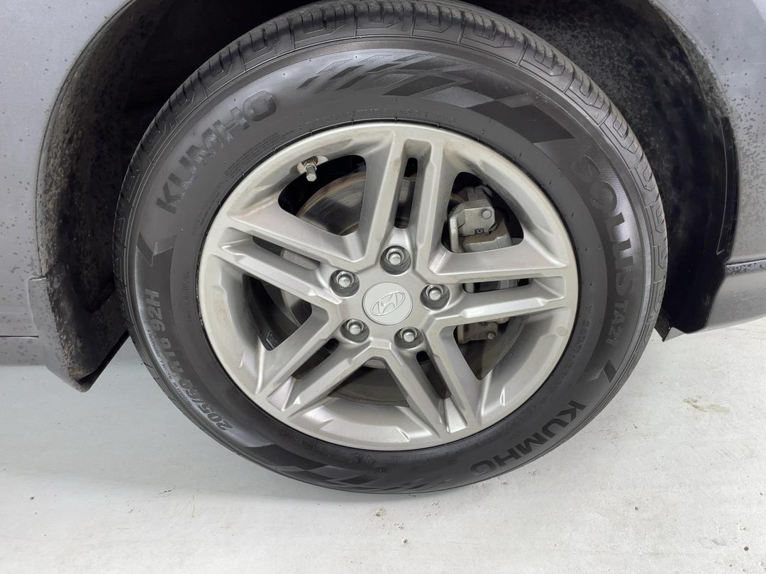 Photo '9' of Hyundai Kona