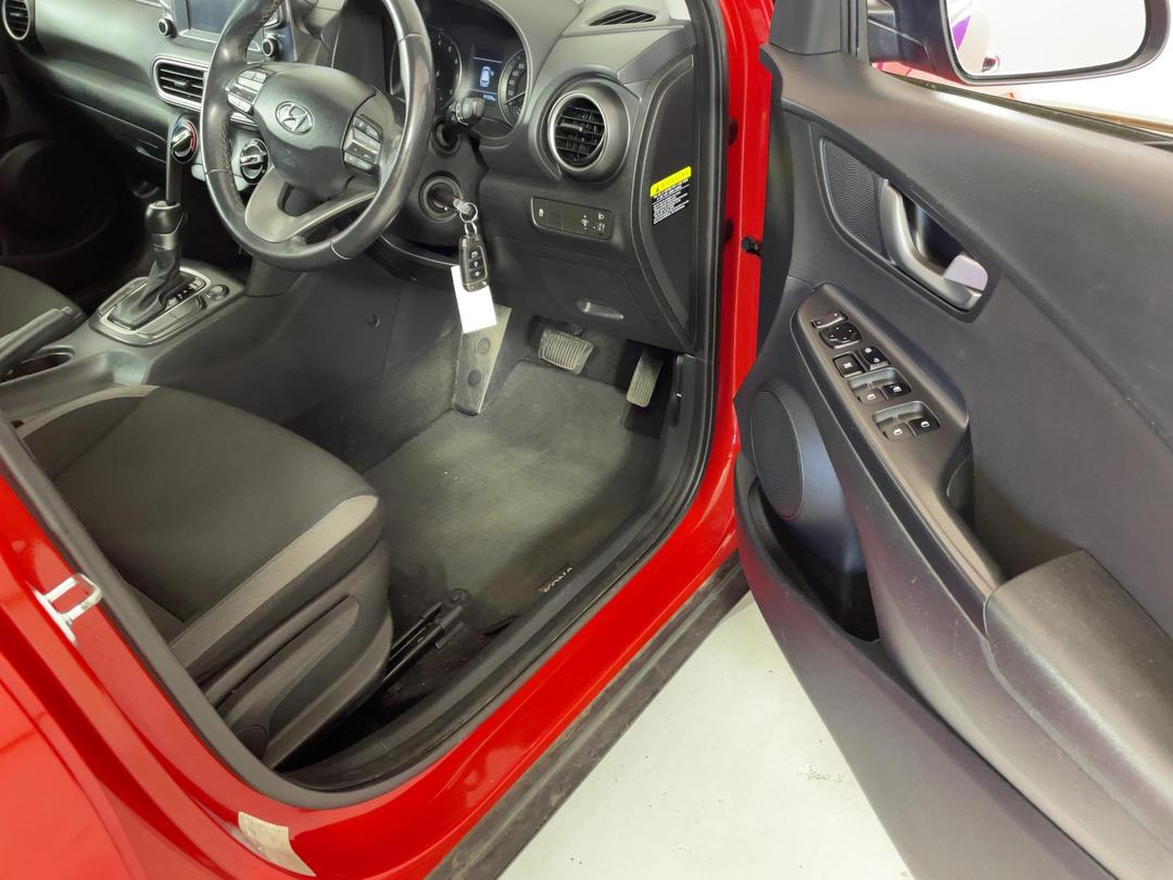 Photo '15' of Hyundai Kona