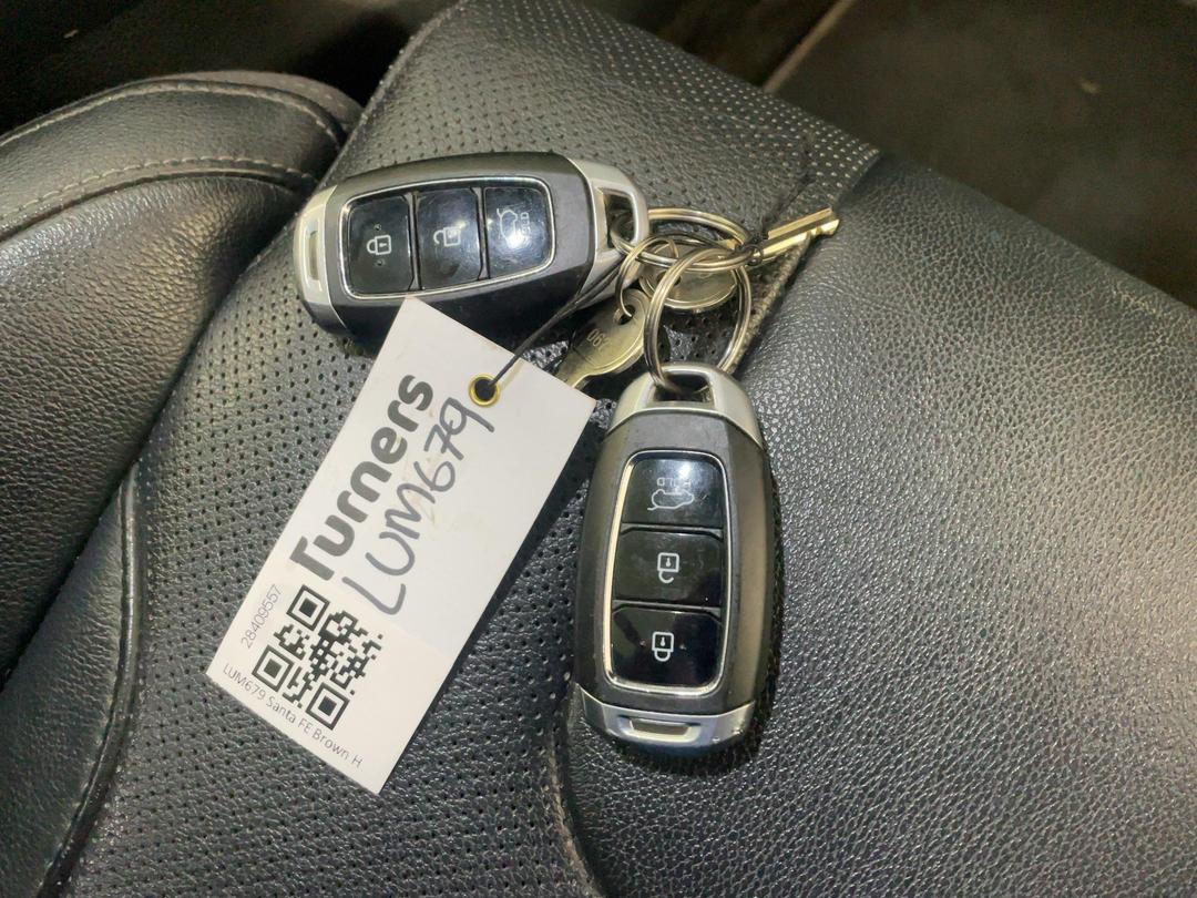 Photo '22' of Hyundai Santa FE