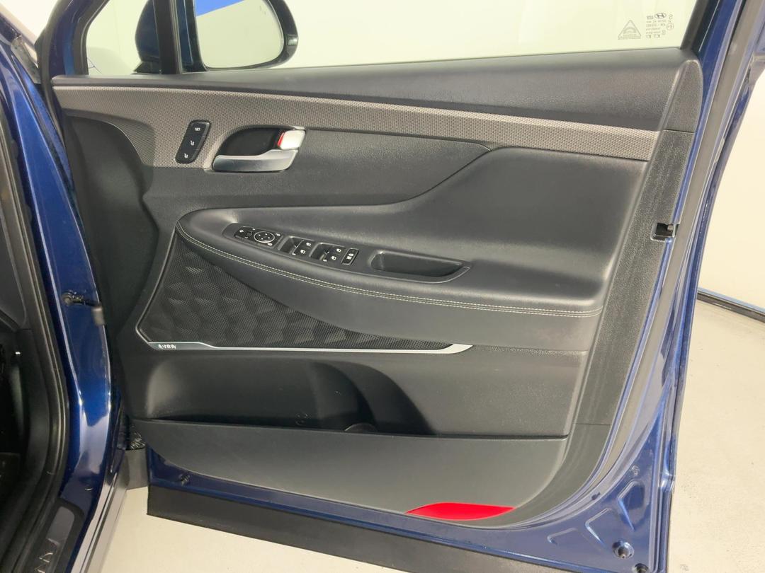 Photo '15' of Hyundai Santa FE