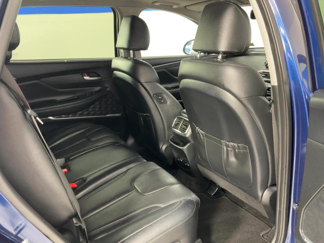 Photo '20' of Hyundai Santa FE